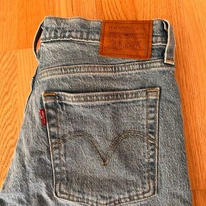 Levi’s Wedgie Icon Fit Women’s Jeans